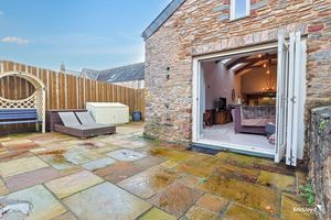 Photo 7- click for photo gallery